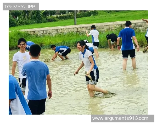 深度对话:杨静如何在足球世界中追寻梦想与成长 深度对话:杨静如何在足球世界中追寻梦想与成长